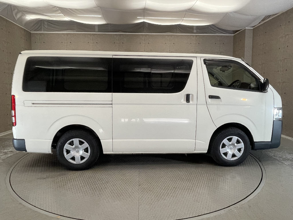 トヨタ ハイエースＶ13枚目