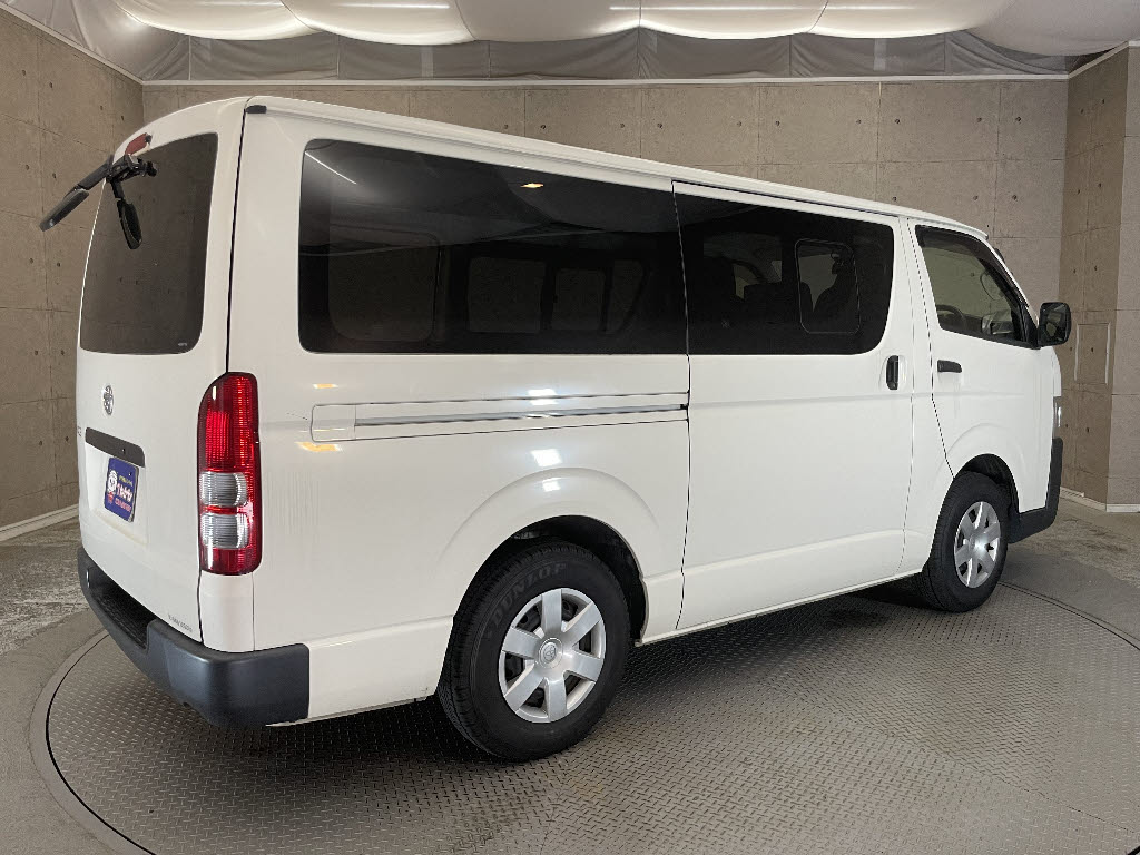 トヨタ ハイエースＶ1枚目