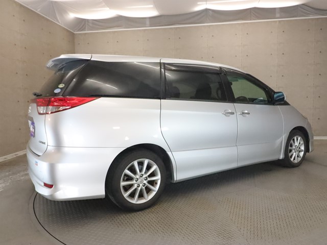 トヨタ エスティマ1枚目
