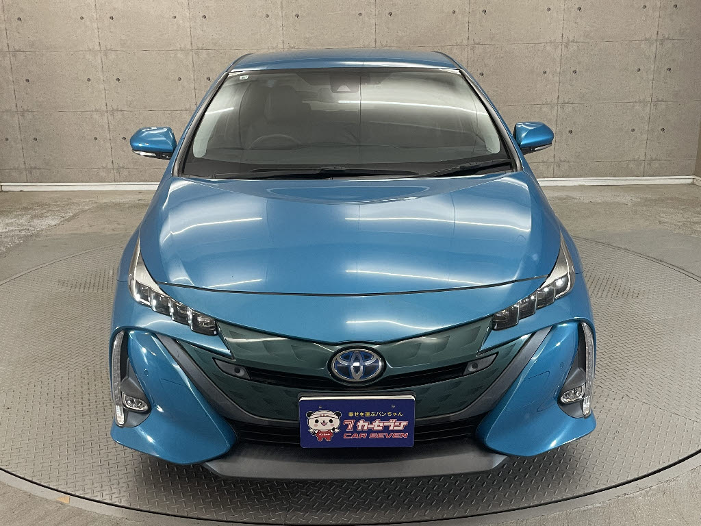 トヨタ プリウスＰＨＶ9枚目