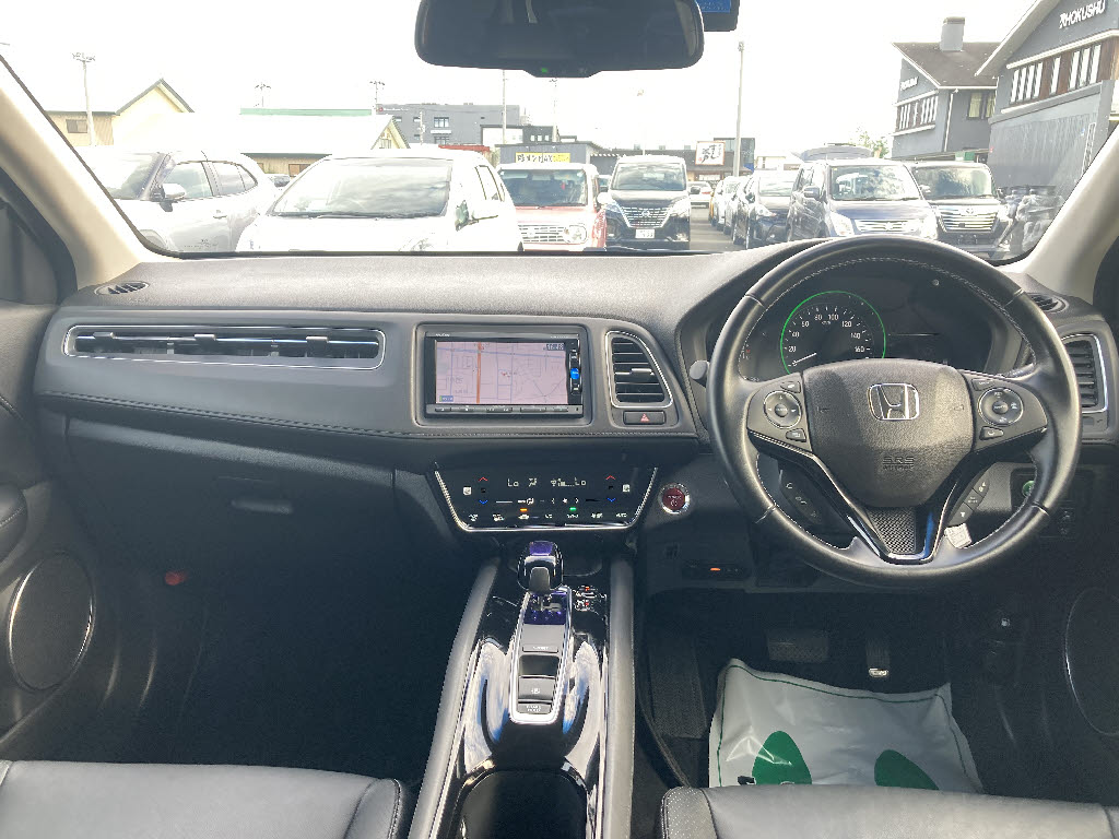 ホンダ ヴェゼルＨＶ2枚目
