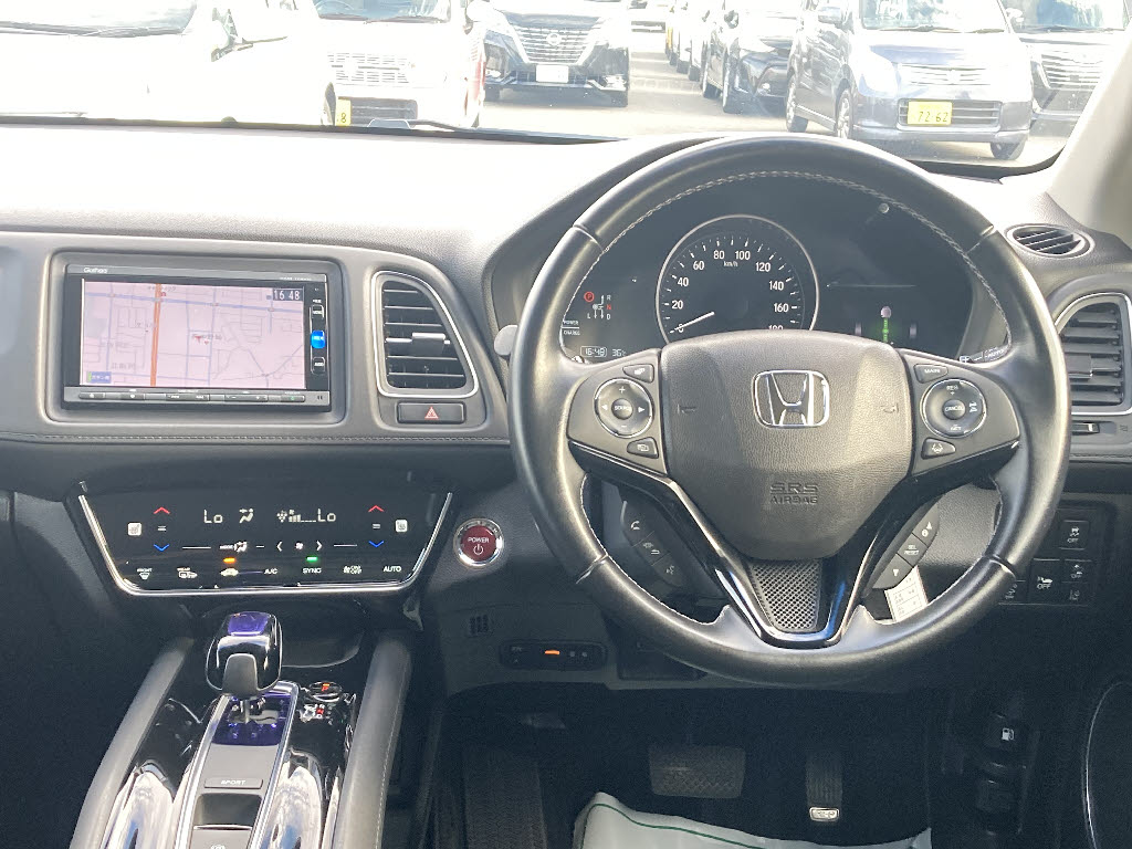 ホンダ ヴェゼルＨＶ3枚目