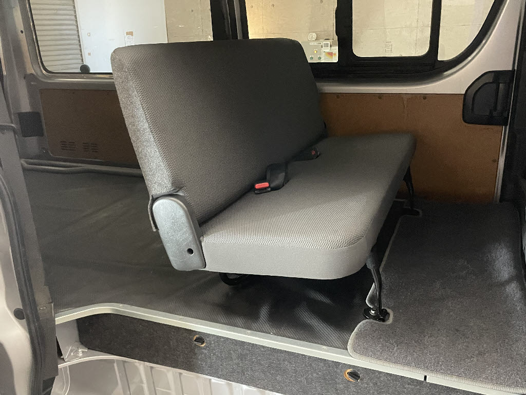 トヨタ ハイエースＶ4枚目
