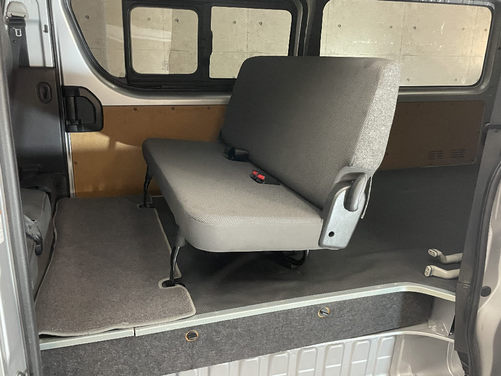 トヨタ ハイエースＶ6枚目