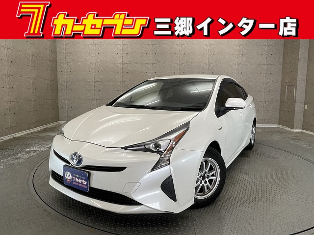 トヨタ プリウス