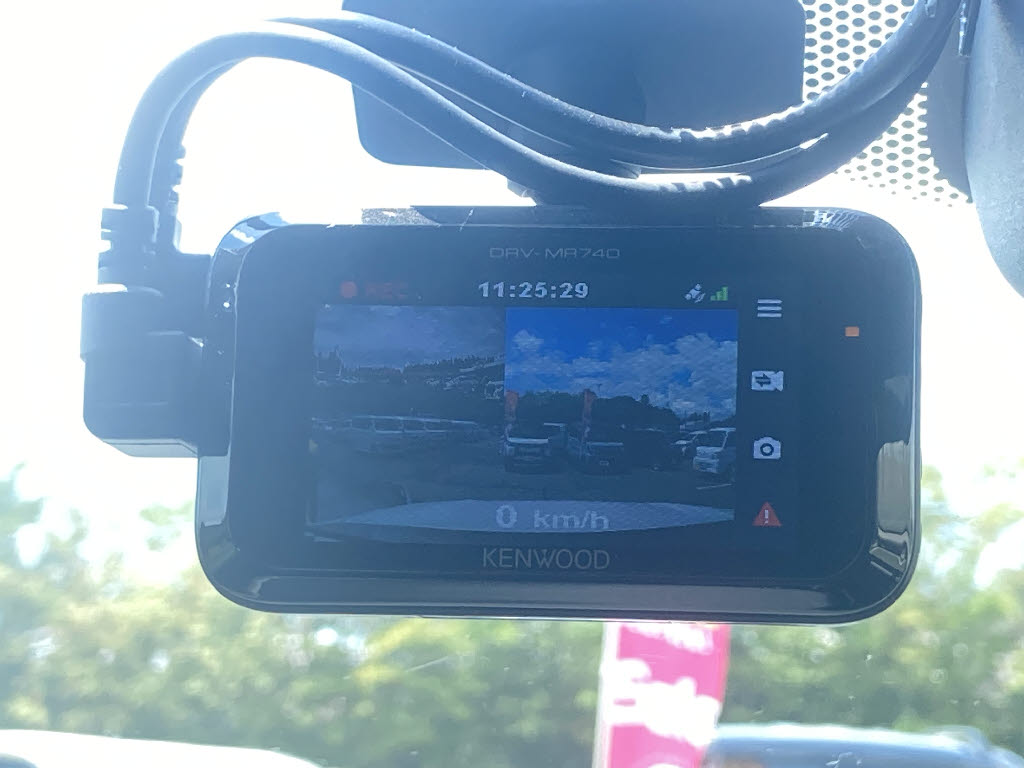 三菱 アウトランダーPHEV11枚目