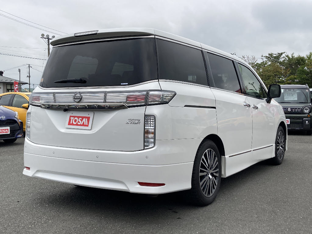 ニッサン エルグランド1枚目