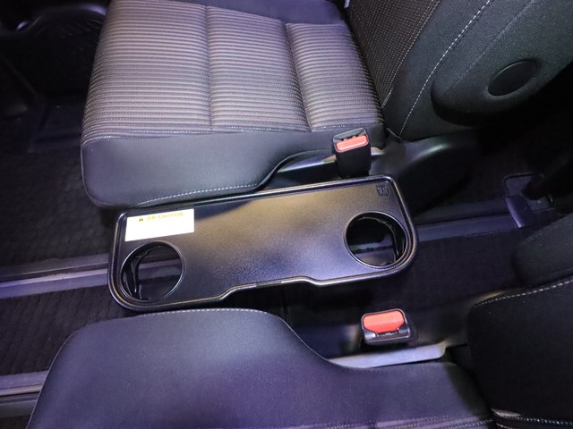 トヨタ ノアＨＶ9枚目