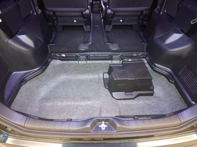 トヨタ ノアＨＶ13枚目