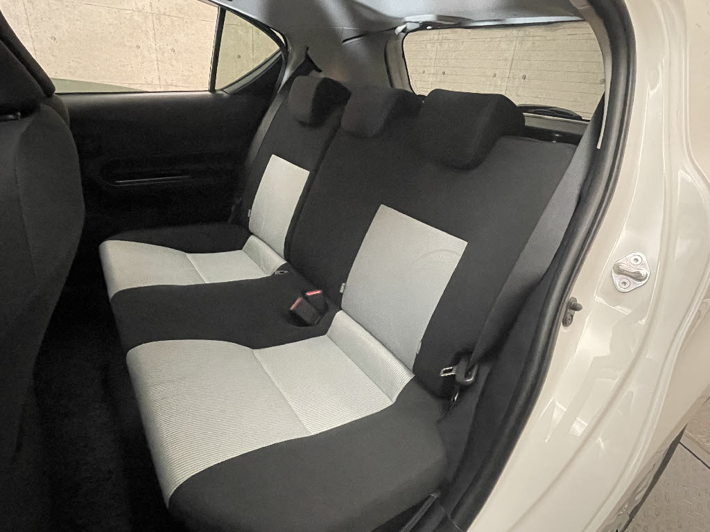 トヨタ アクア6枚目