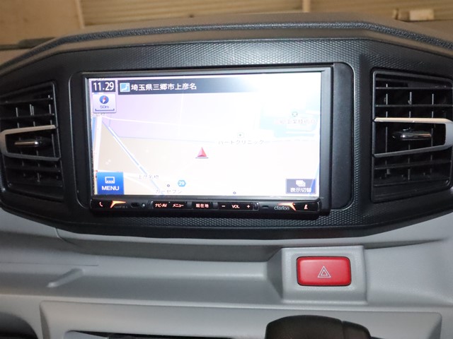 ダイハツ ミライース9枚目
