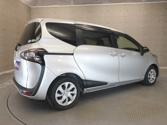 トヨタ シエンタ1枚目