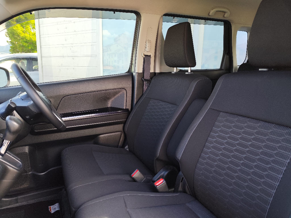 スズキ ワゴンRスティングレー6枚目