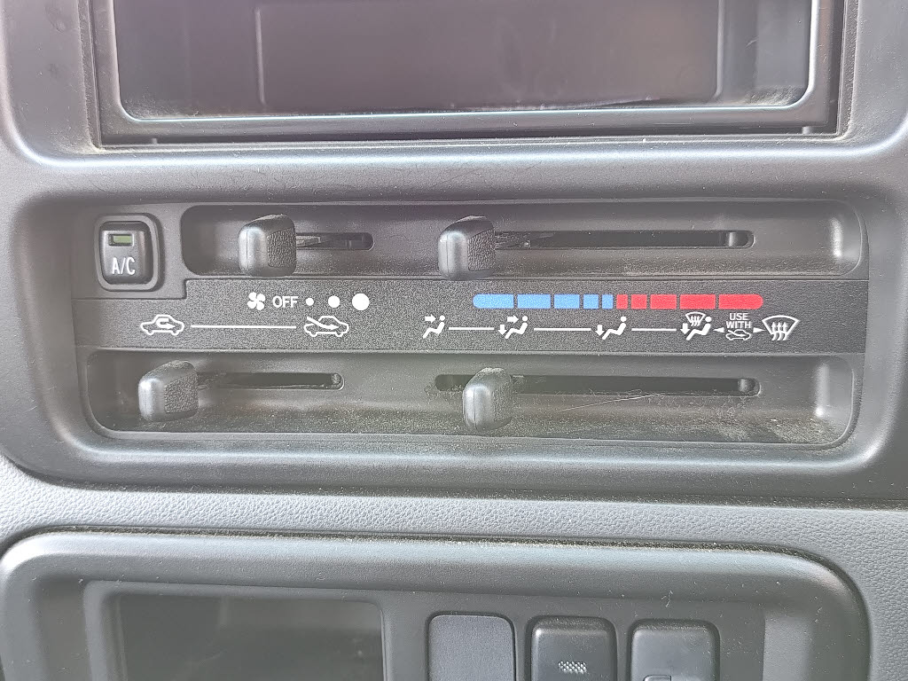 ダイハツ ハイゼットカーゴＶ13枚目