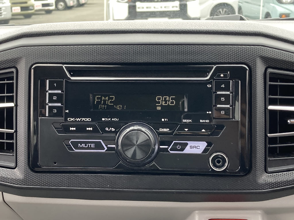 ダイハツ ミライース4枚目