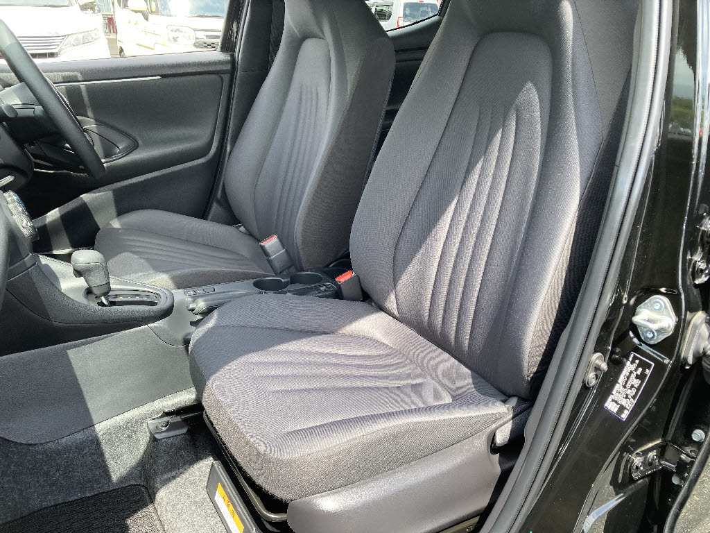 トヨタ ヤリス14枚目