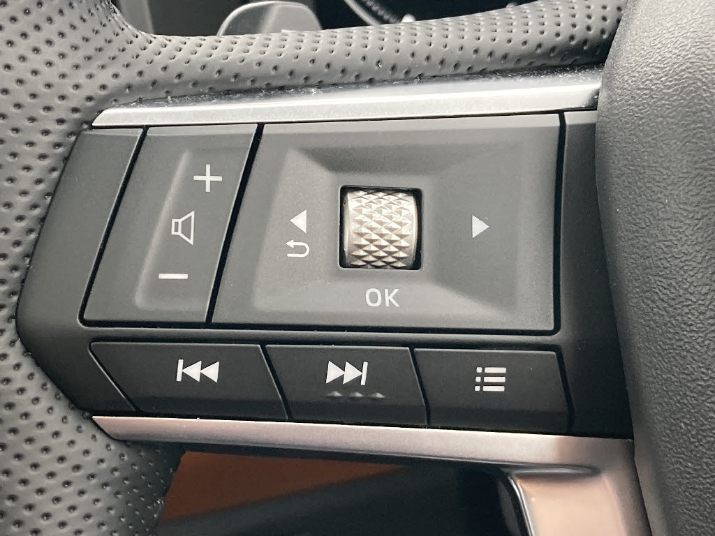 三菱 アウトランダーPHEV14枚目