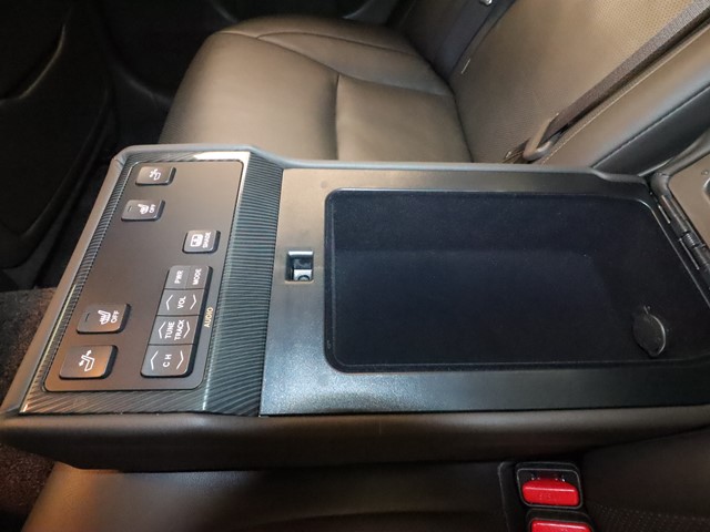 トヨタ クラウンＨＶ10枚目