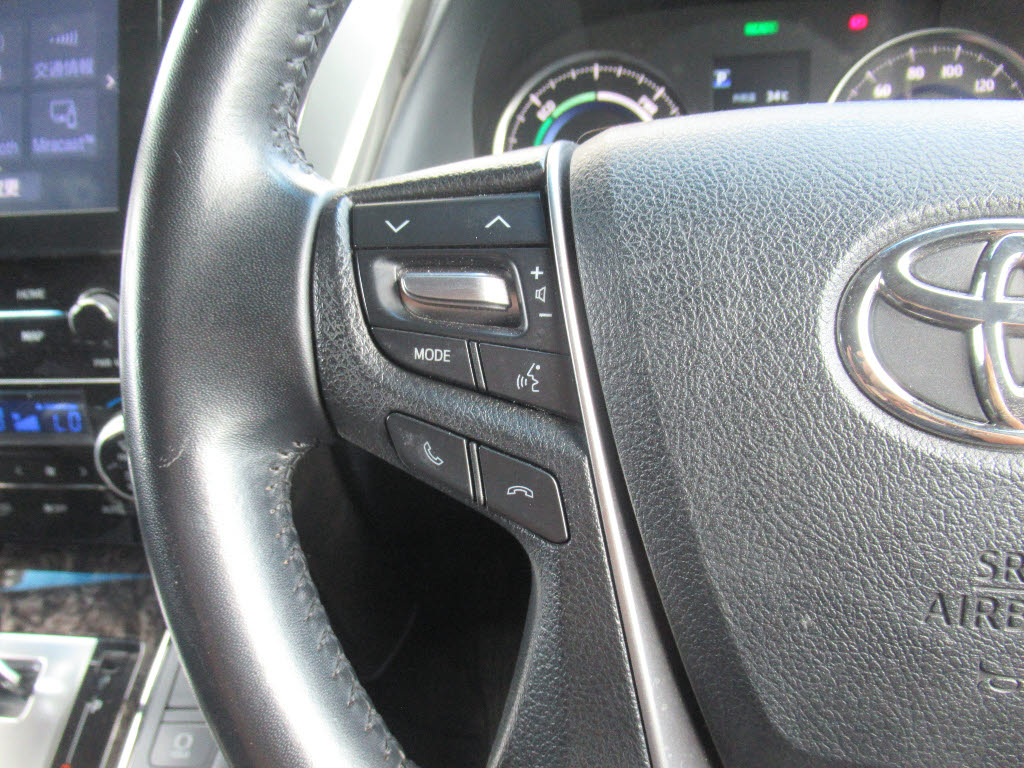 トヨタ アルファード ハイブリッド17枚目