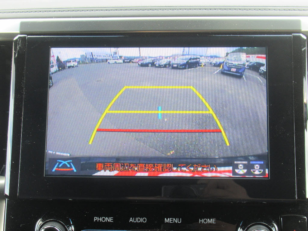 トヨタ アルファード ハイブリッド4枚目