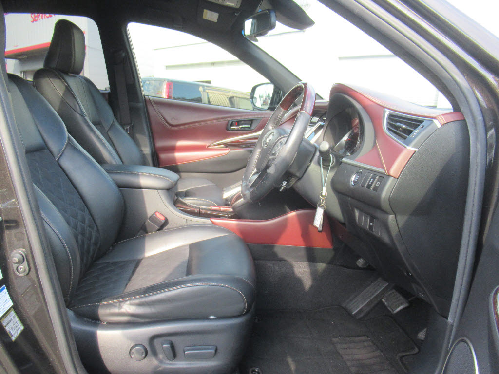 トヨタ ハリアー10枚目