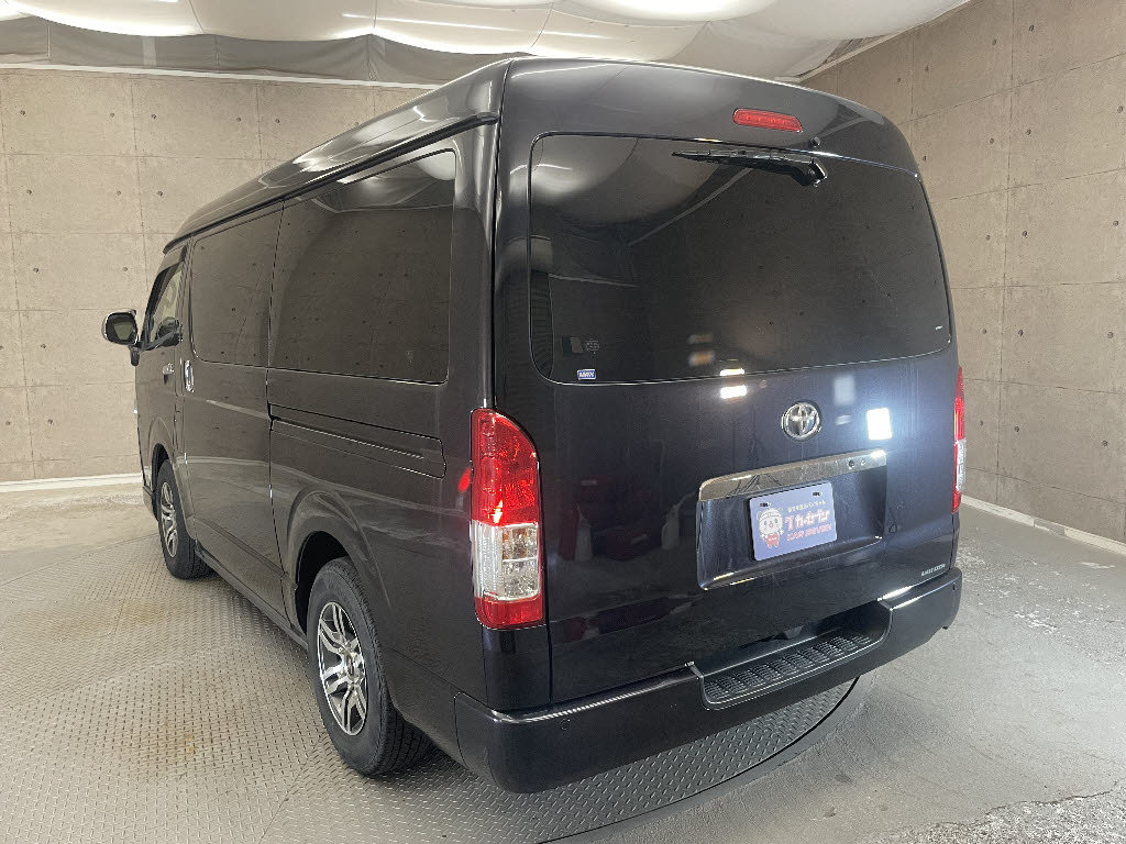 トヨタ ハイエースV11枚目