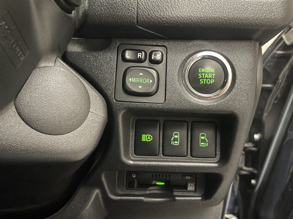 トヨタ ハイエースV19枚目