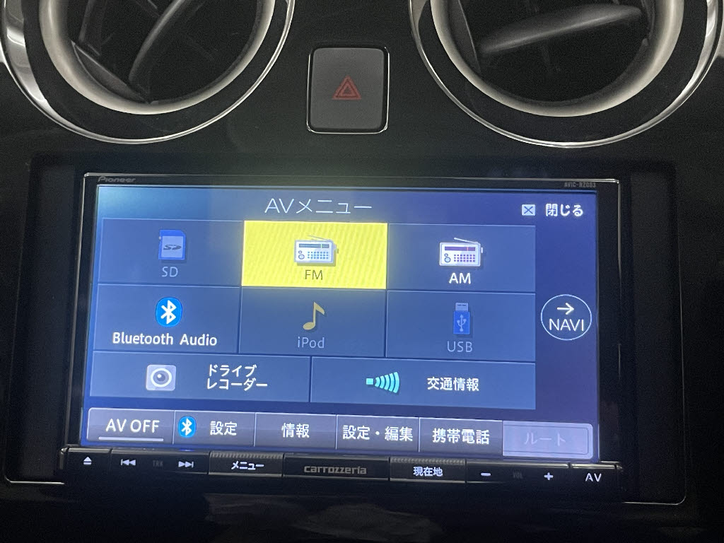 ニッサン ノート15枚目