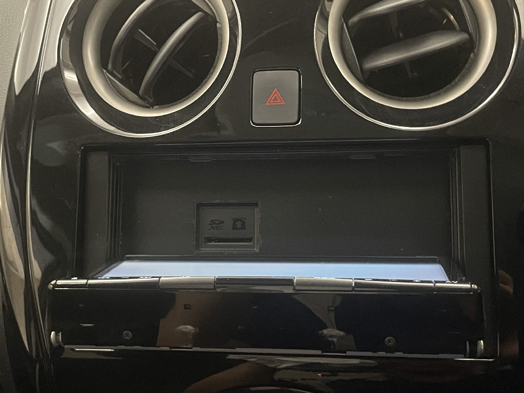 ニッサン ノート16枚目