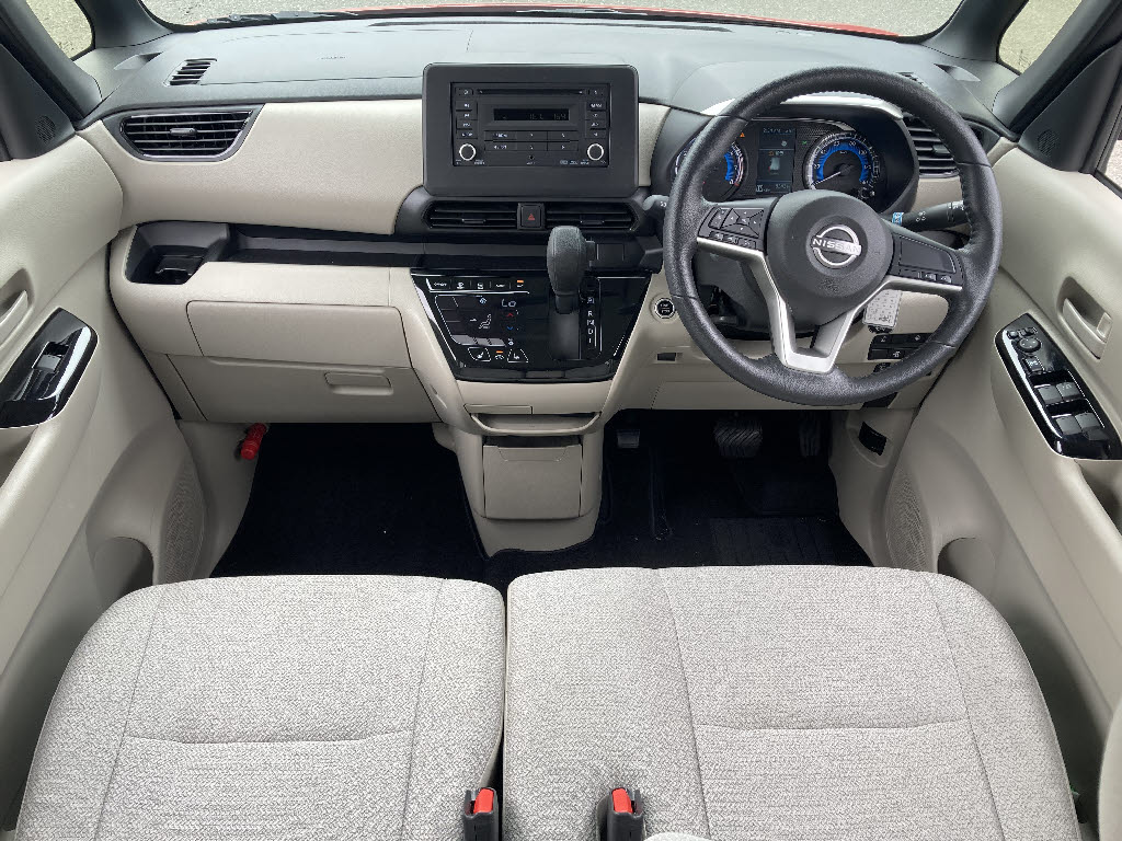 ニッサン ルークス2枚目