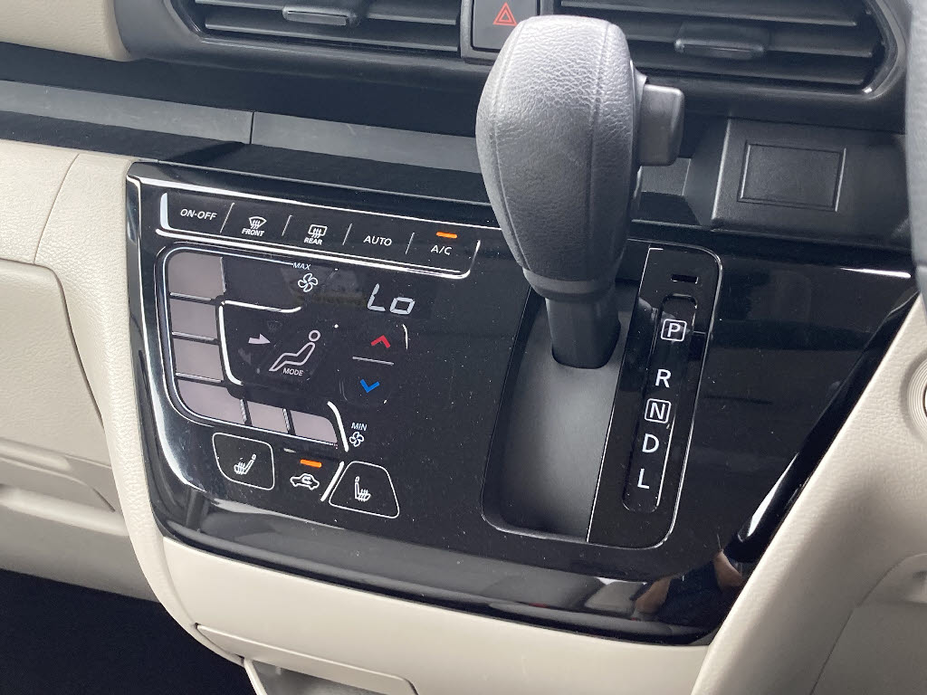 ニッサン ルークス6枚目