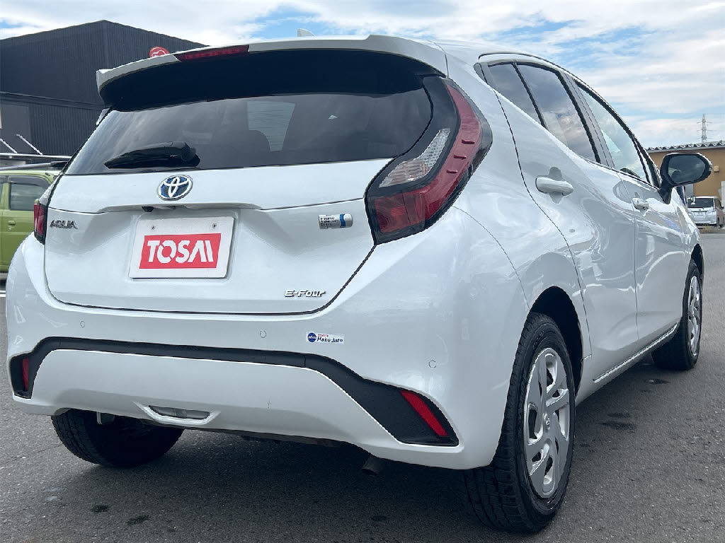 トヨタ アクア1枚目