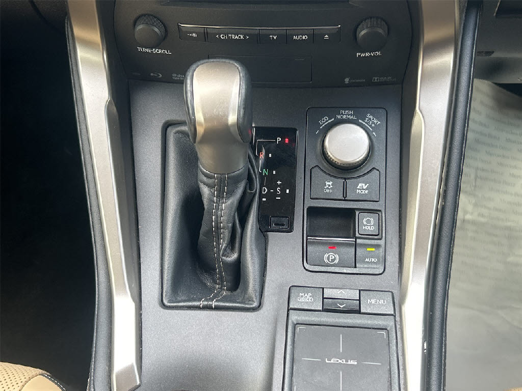 レクサス NX12枚目