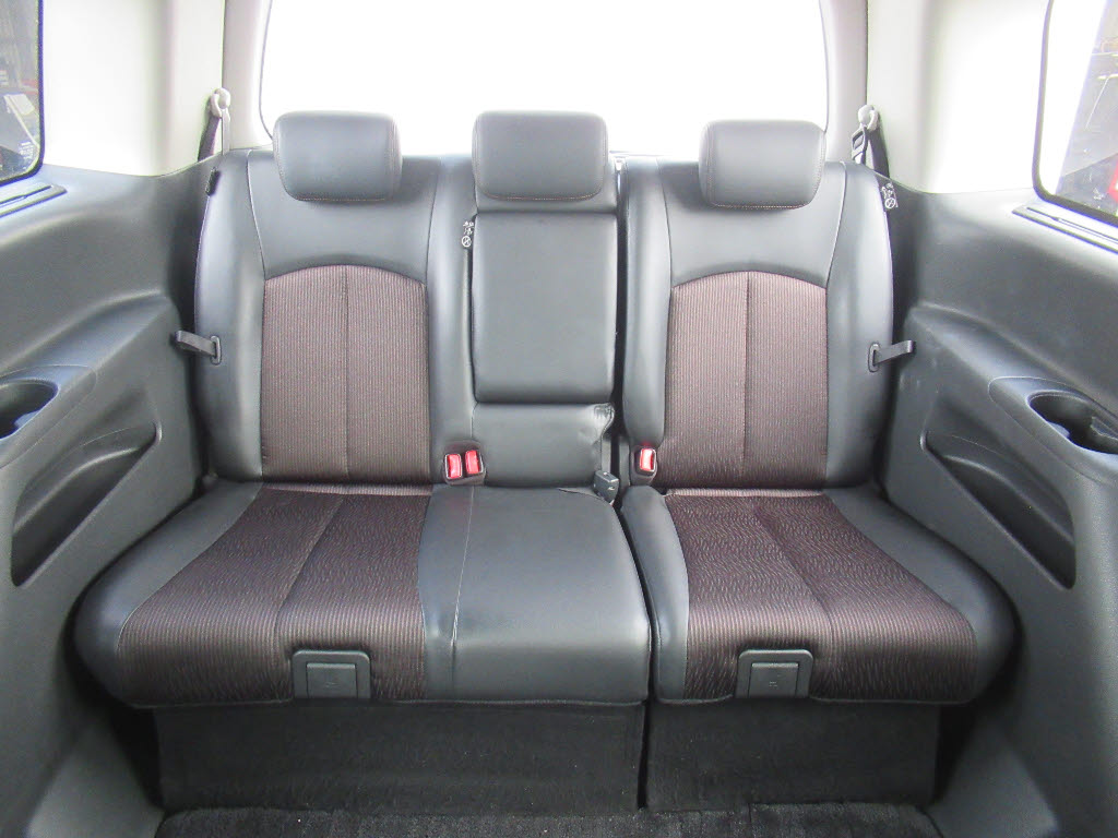 ニッサン エルグランド10枚目