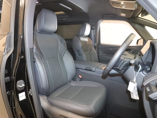 トヨタ ヴェルファイアハイブリッド3枚目