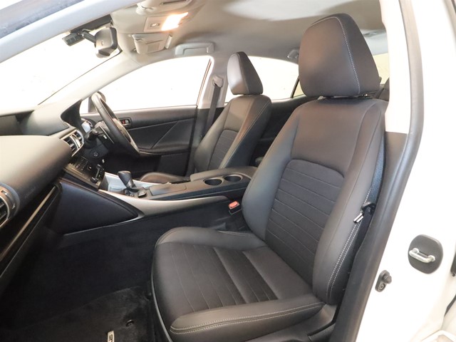 レクサス IS6枚目