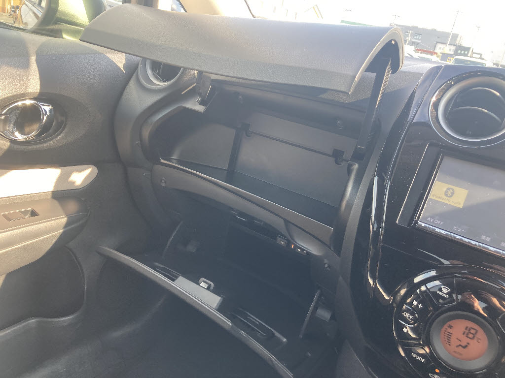 ニッサン ノート19枚目