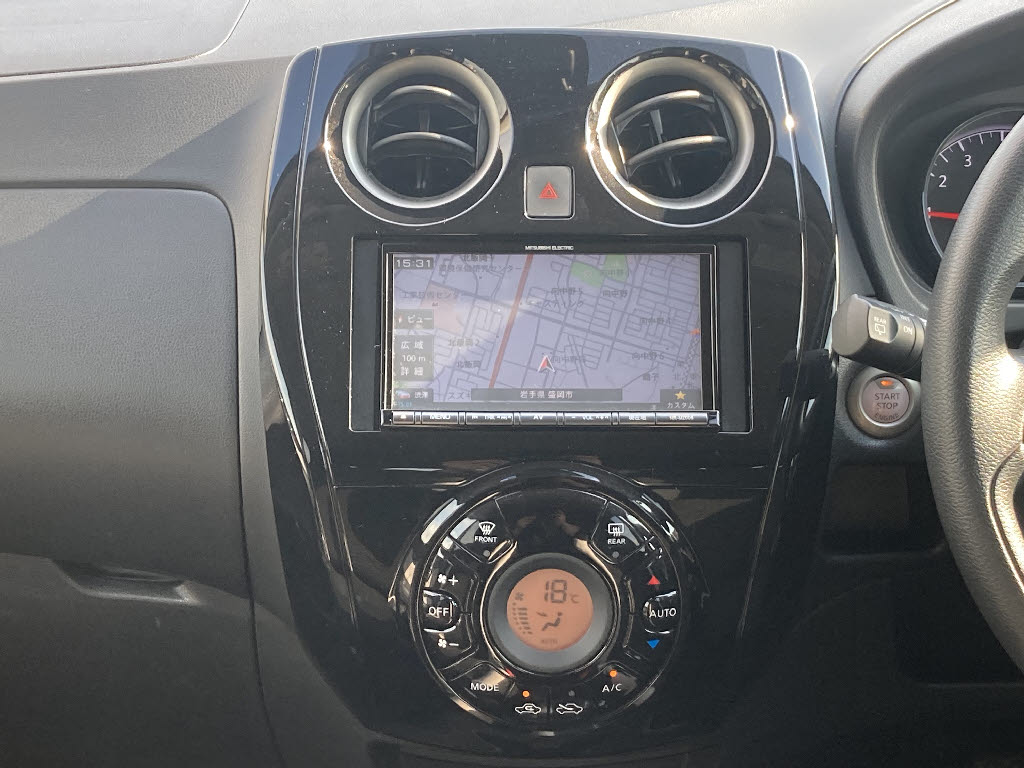 ニッサン ノート4枚目