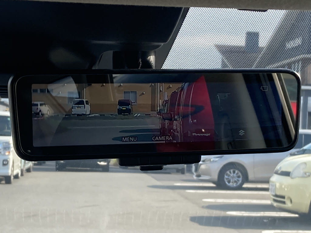 ニッサン ノート5枚目