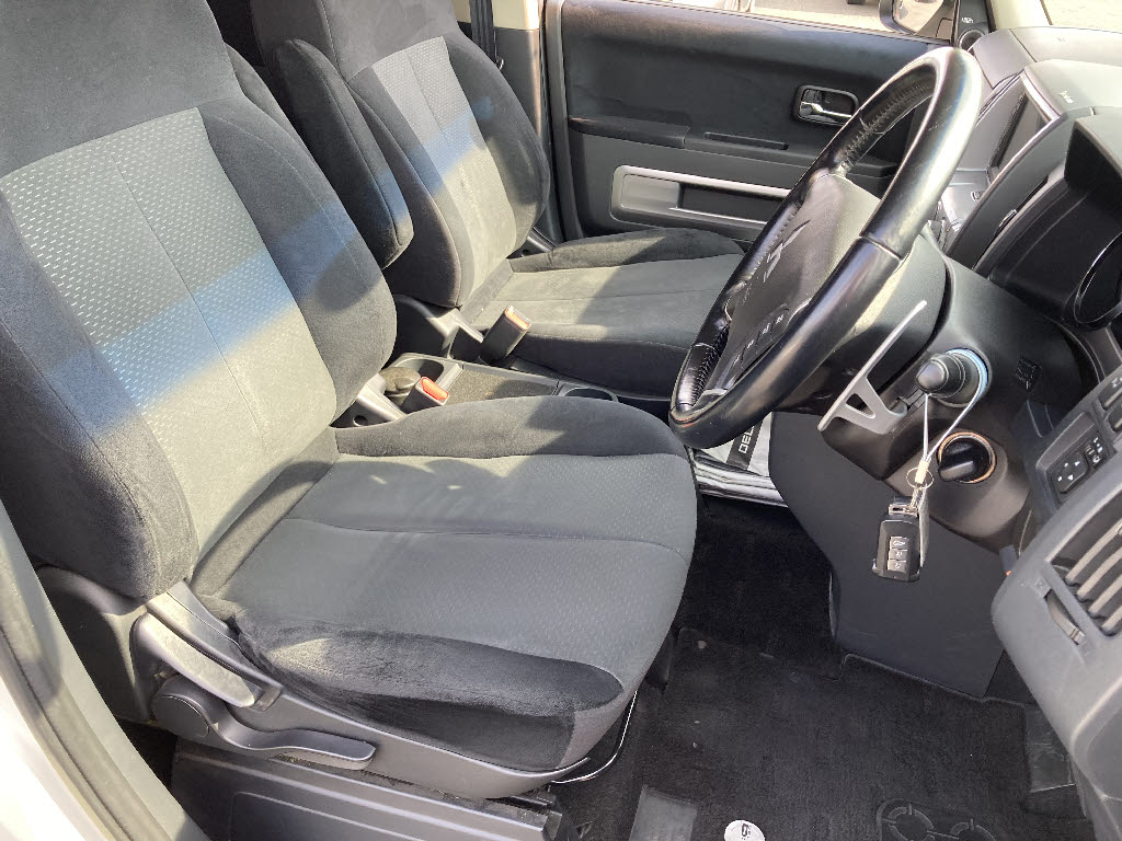 三菱 デリカＤ：５12枚目