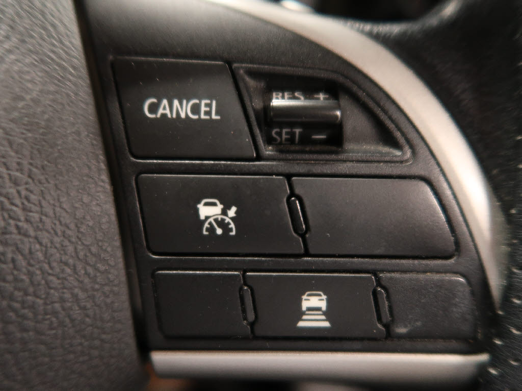 三菱 アウトランダーPHEV8枚目