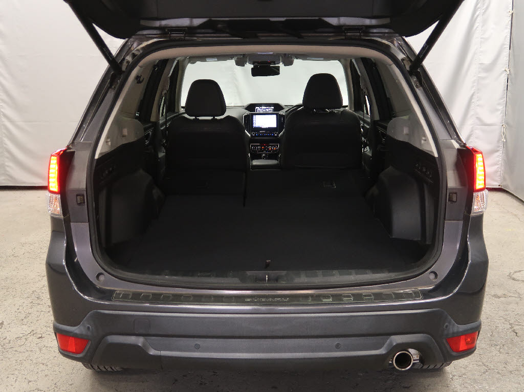 スバル フォレスター9枚目