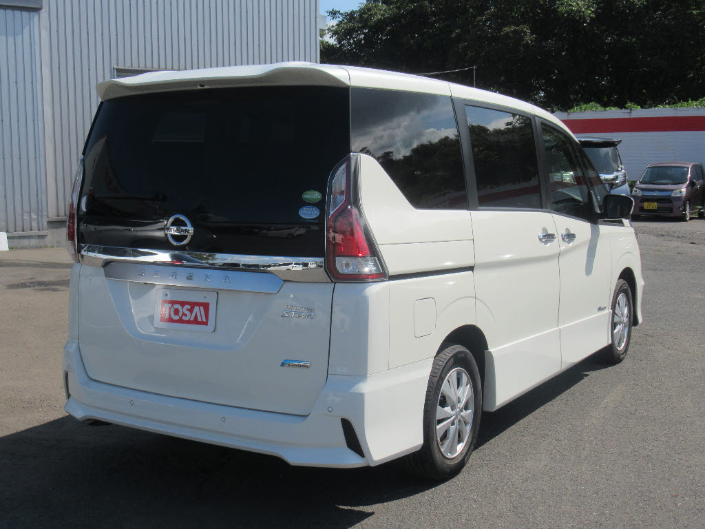 ニッサン セレナ17枚目