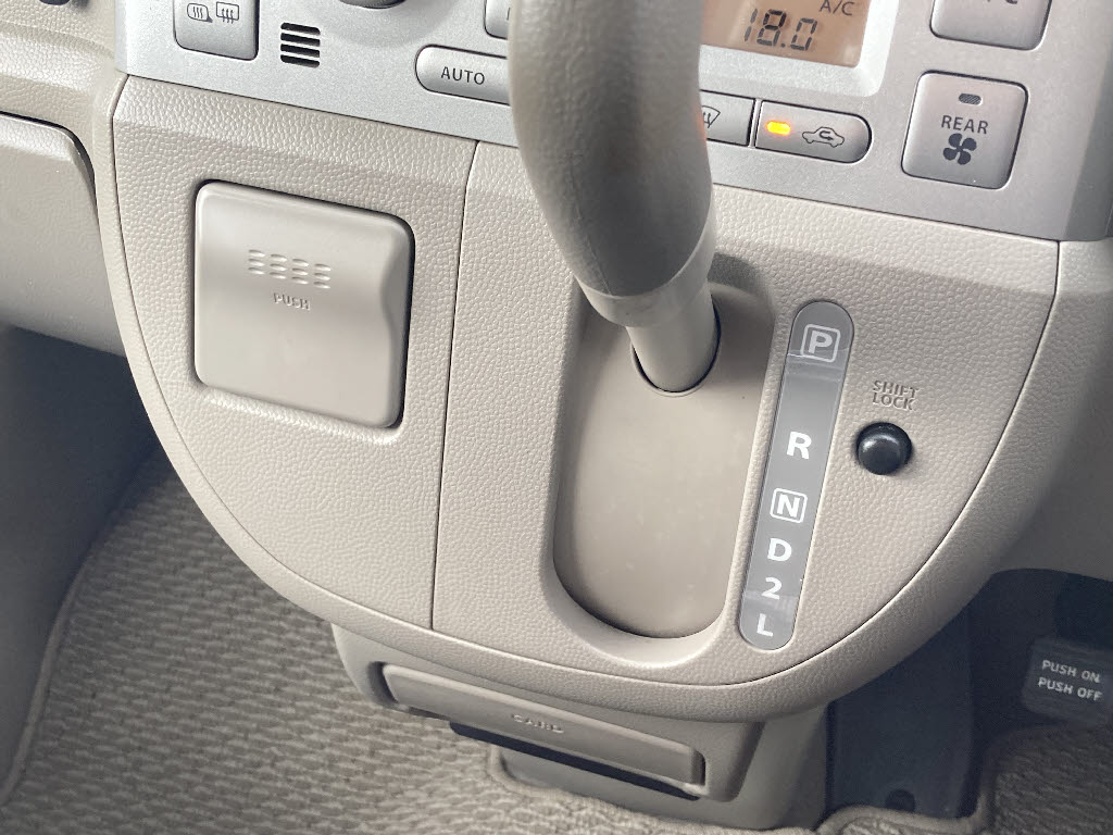 ニッサン NV100クリッパーリオ7枚目