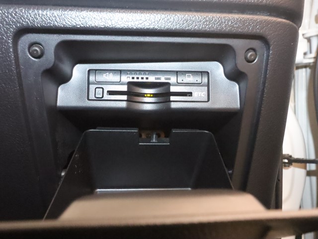 トヨタ ヴォクシー16枚目