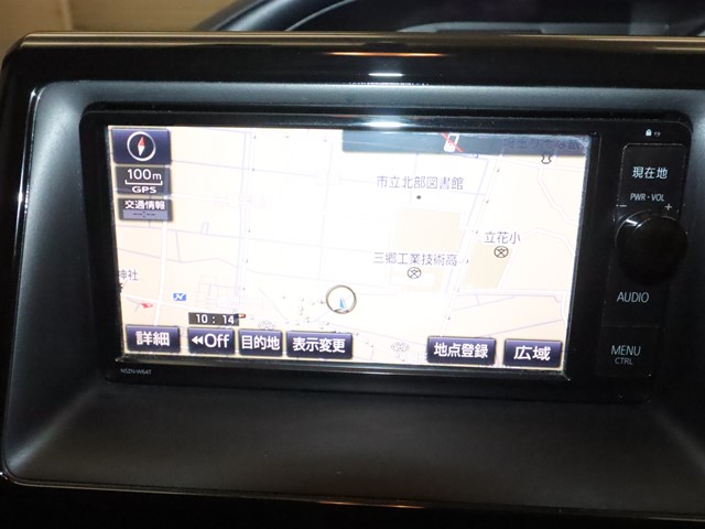 トヨタ ヴォクシー10枚目