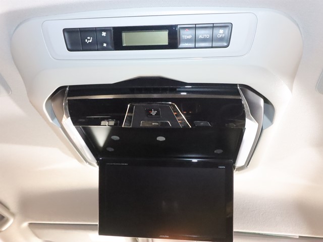 トヨタ ヴォクシー6枚目