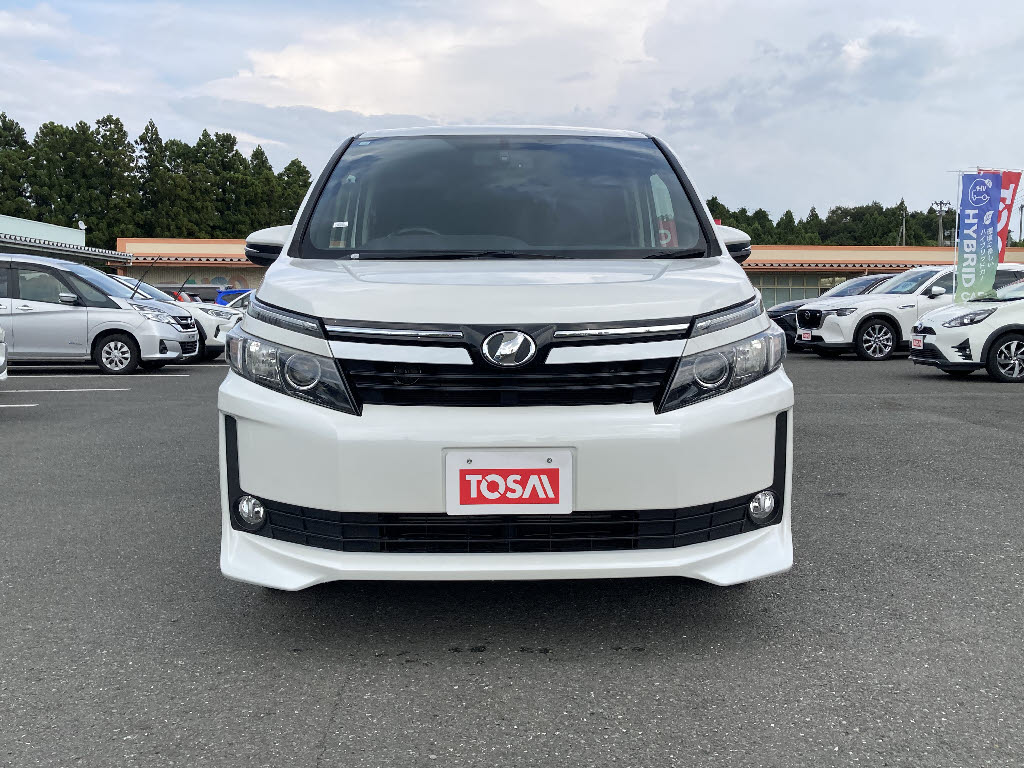 トヨタ ヴォクシー18枚目