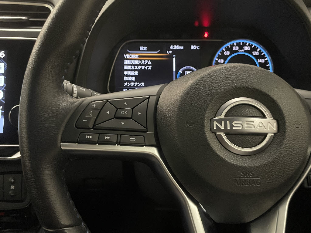ニッサン リーフ17枚目