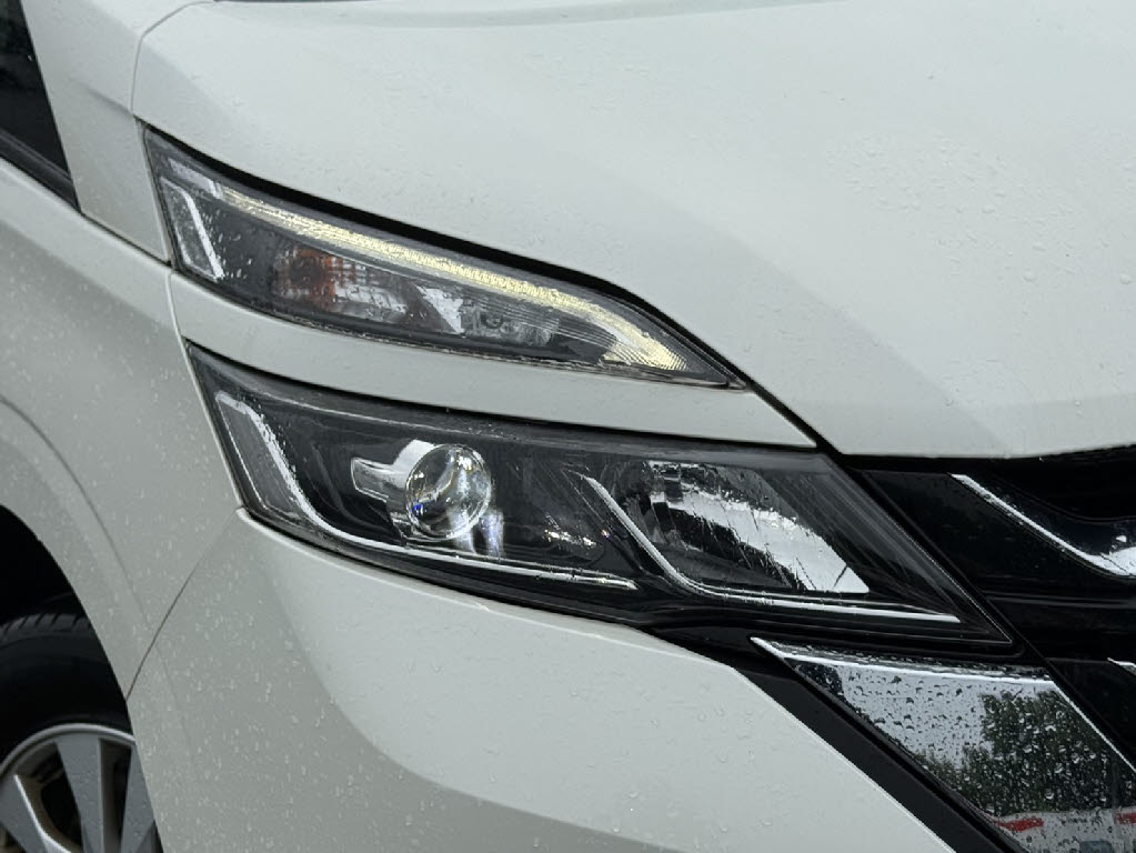 ニッサン セレナ12枚目